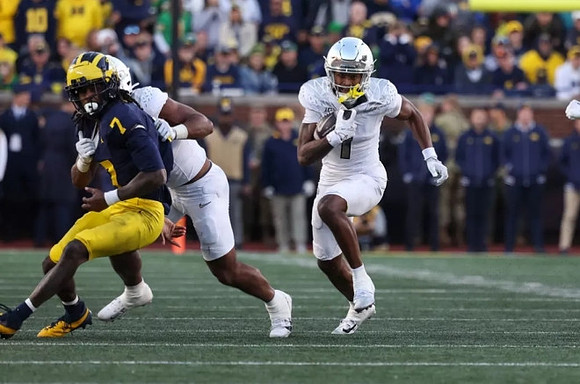 Donovan Edwards (7)