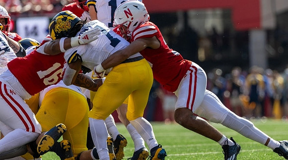 Donovan Edwards (7)