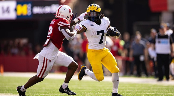 Donovan Edwards (7)