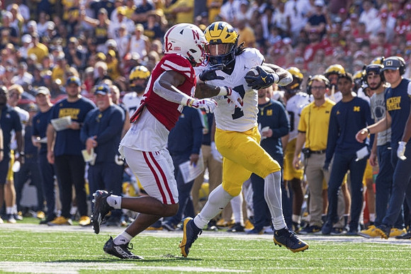 Donovan Edwards (7)