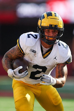Blake Corum (2)