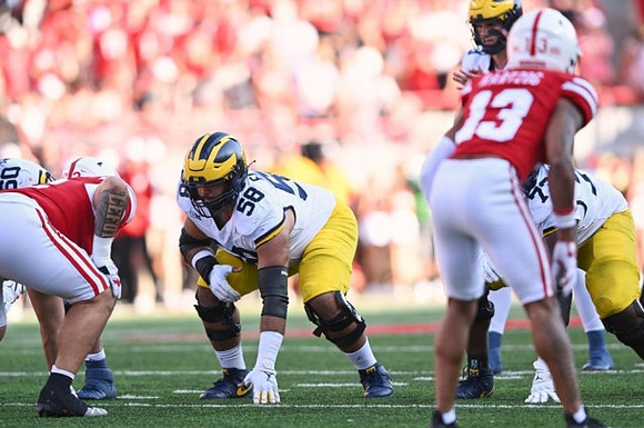 Giovanni El-Hadi (58) and LaDarius Henderson (73)