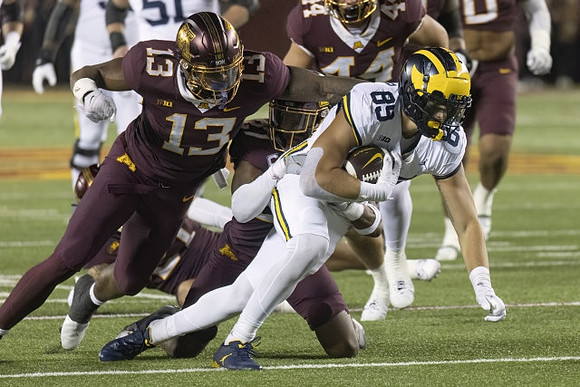Greg Crippen (51) and AJ Barner (89)