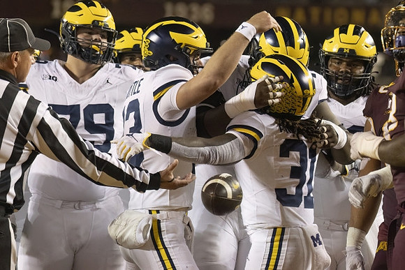 Jeffrey Persi (79), Jack Tuttle (13), and Leon Franklin (31)