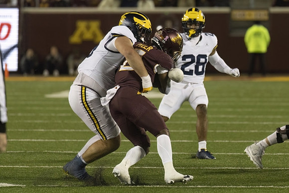 Mason Graham (55) and Quinten Johnson (28)