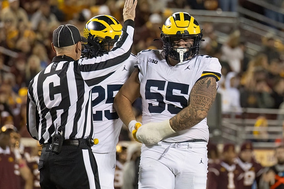 Junior Colson (25) and Mason Graham (55)