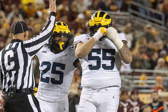 Junior Colson (25) and Mason Graham (55)