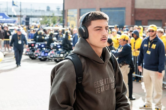 Colston Loveland (18)