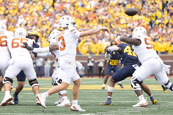 TJ Guy (42) and Quinten Johnson (28)