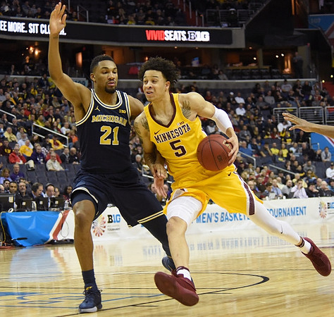 Zak Irvin (21)