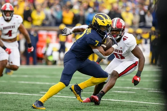 Donovan Edwards (7)