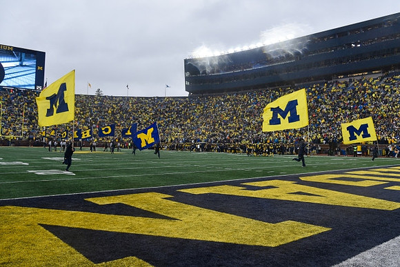 Michigan Cheerleaders