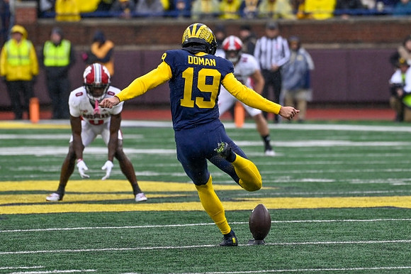 Tommy Doman (19)