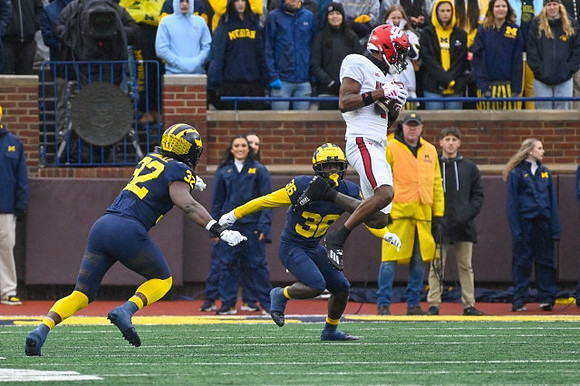 Jaylen Harrell (32) and Keshaun Harris (36)