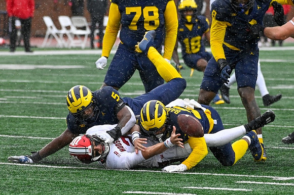 Josaiah Stewart (5), Michael Barrett (23), Kenneth Grant (78), Ja'Den McBurrows (18), and Derrick Moore (8)