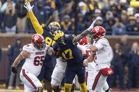 Cam Goode (99) and Braiden McGregor (17)