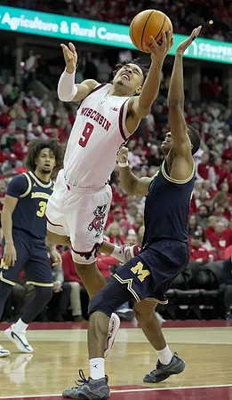Tre Donaldson (3) and Nimari Burnett (4)