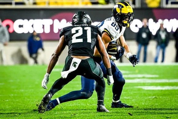 AJ Barner (89)