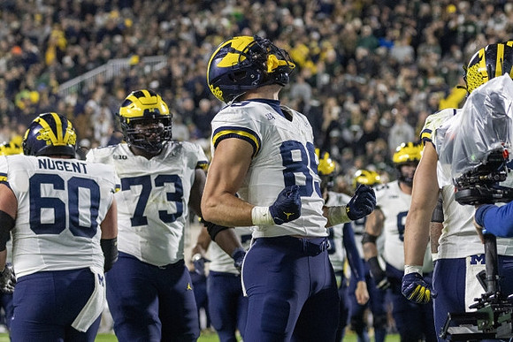 Drake Nugent (60), LaDarius Henderson (73), and AJ Barner (89)