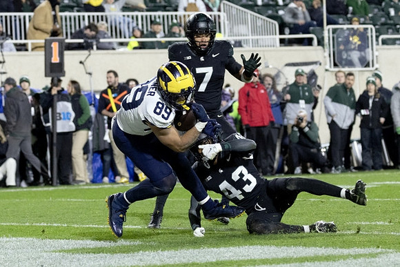 AJ Barner (89)