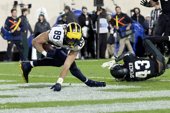 AJ Barner (89)