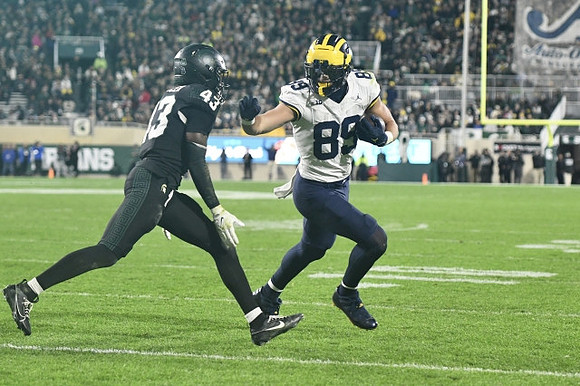 AJ Barner (89)