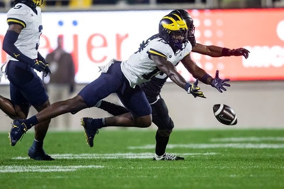 Rod Moore (9) and DJ Waller Jr. (13)