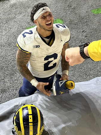 Blake Corum (2)