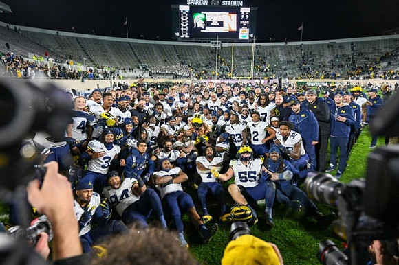 Paul Bunyan Trophy and Michigan Team