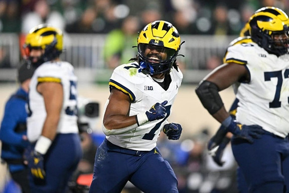 Donovan Edwards (7)