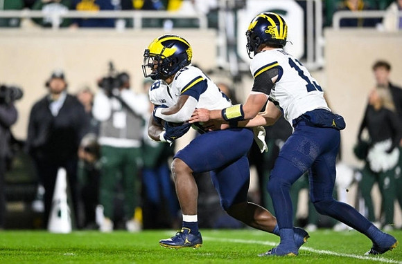 Benjamin Hall (28) and Jack Tuttle (13)