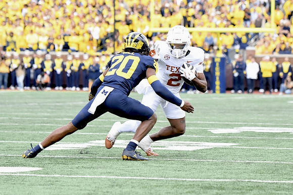 Jyaire Hill (20)