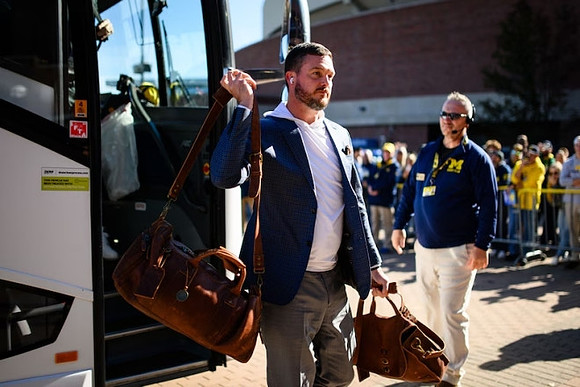 Oregon Head Coach Dan Lanning