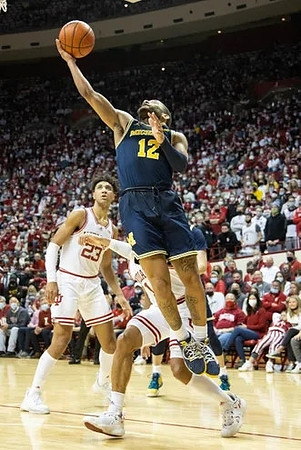 DeVante' Jones (12)
