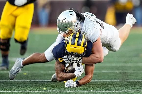 Tyler Morris (8)