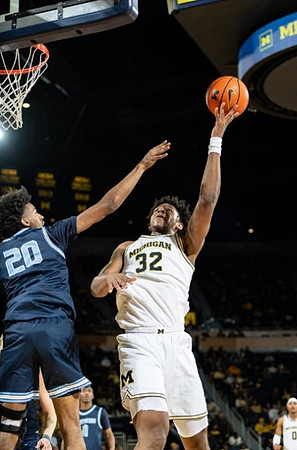 Tarris Reed Jr. (32)