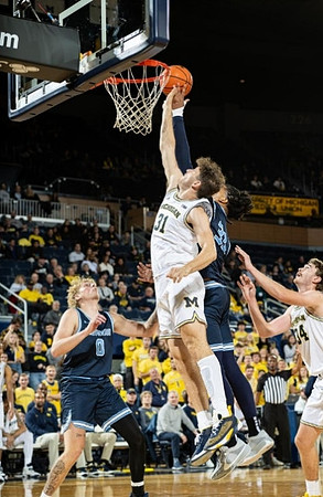 Harrison Hochberg (31) and Jackson Selvala (34)