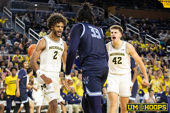 Tray Jackson (2) and Will Tschetter (42)