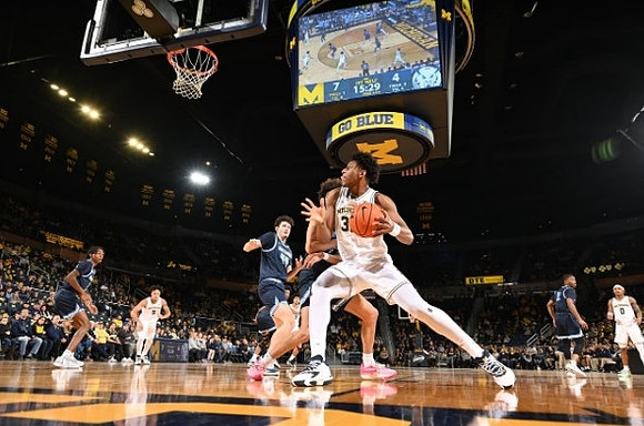 Tarris Reed Jr. (32)