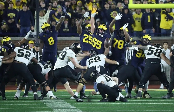 Michael Barrett (23), Derrick Moore (8), Junior Colson (25), Breeon Ishmail (58), Kenneth Grant (78), and Kris Jenkins (94)