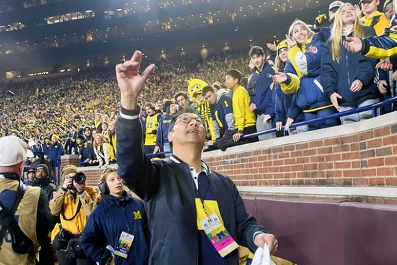 UofM Presdent Santo Ono