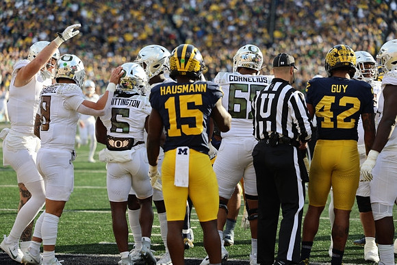 Ernest Hausmann (15) and TJ Guy (42)