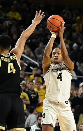 Nimari Burnett (4)