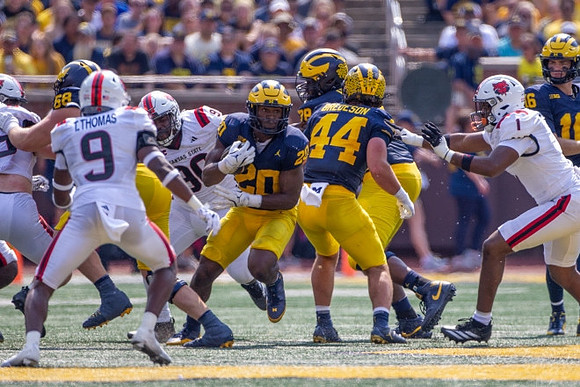 Josh Priebe (68), Kalel Mullings (20), Max Bredeson (44), Myles Hinton (78), and Davis Warren (16)