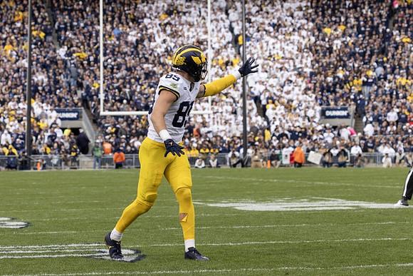 AJ Barner (89)