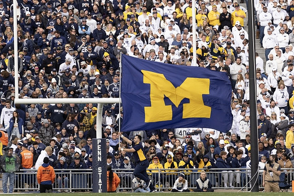 Michigan Cheerleaders