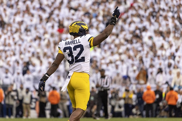Jaylen Harrell (32)