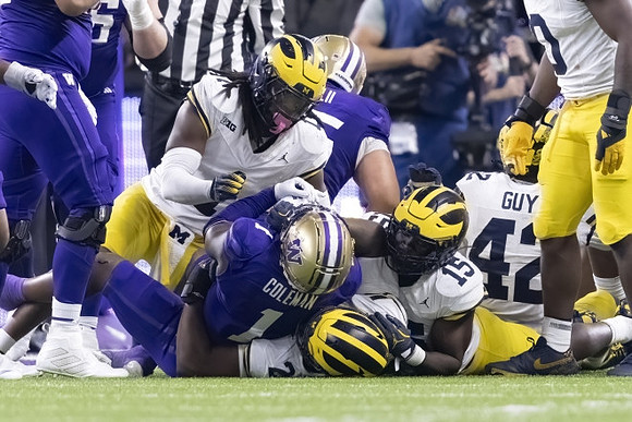 Jaishawn Barham (1), Ernest Hausmann (15), TJ Guy (42), and Josaiah Stewart (0)