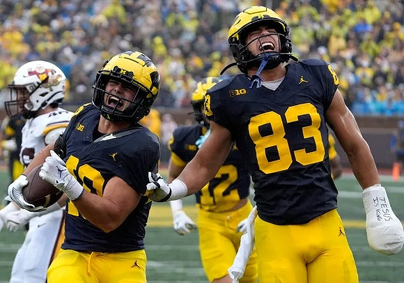 Christian Boivin (40), Kendrick Bell (12), and Zack Marshall (83)