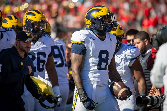 Derrick Moore (8)